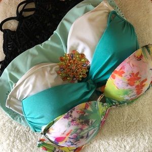 Bundle of 5 Bikini Tops👙 & swim cover up